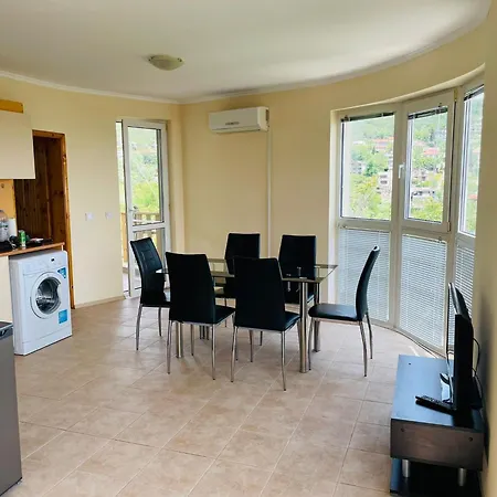 Балчик Апартамент До Двореца Apartment *